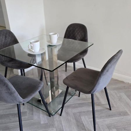 Luxury Green 1 Bed City Centre Apartment Close To Mailbox,Bullring, Broad Street For Leisure And Families Birmingham Kültér fotó